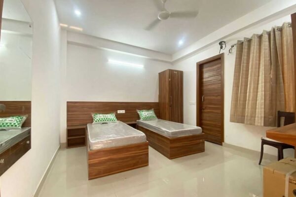 Fully Furnished Building for rent